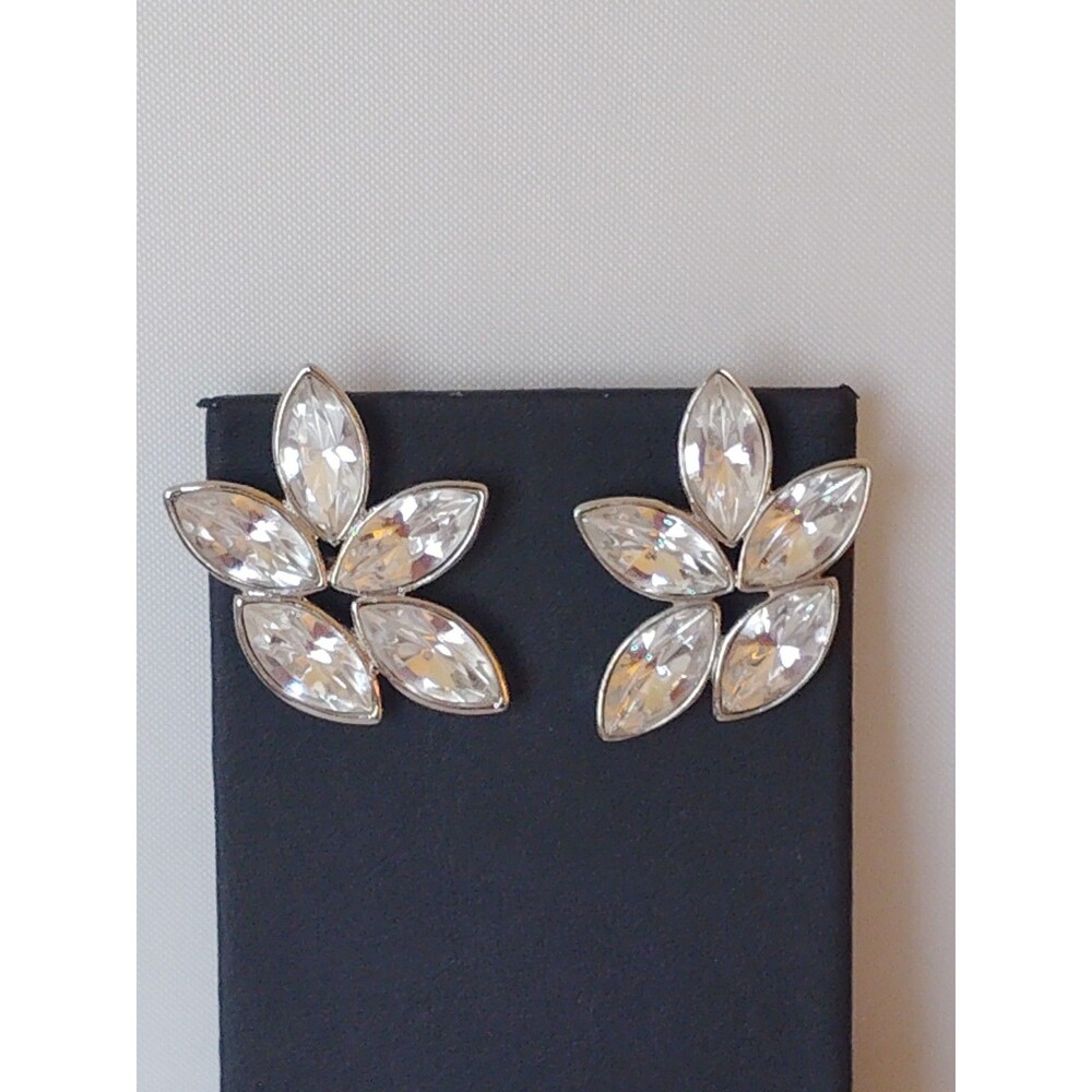 Vintage Avon Silvertone Metal Clear Crystal Gala Nights Cluster Pierced